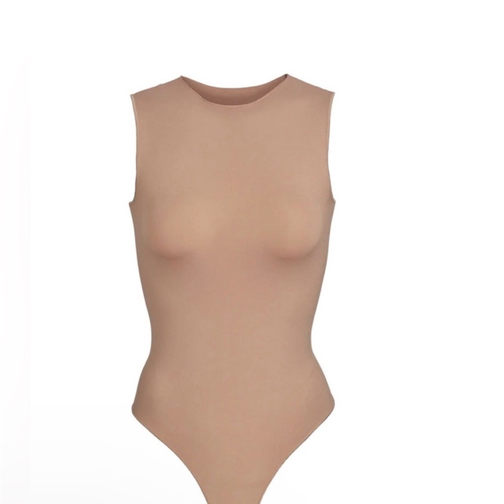 Sleeveless SKIMS Tan Bodysuit